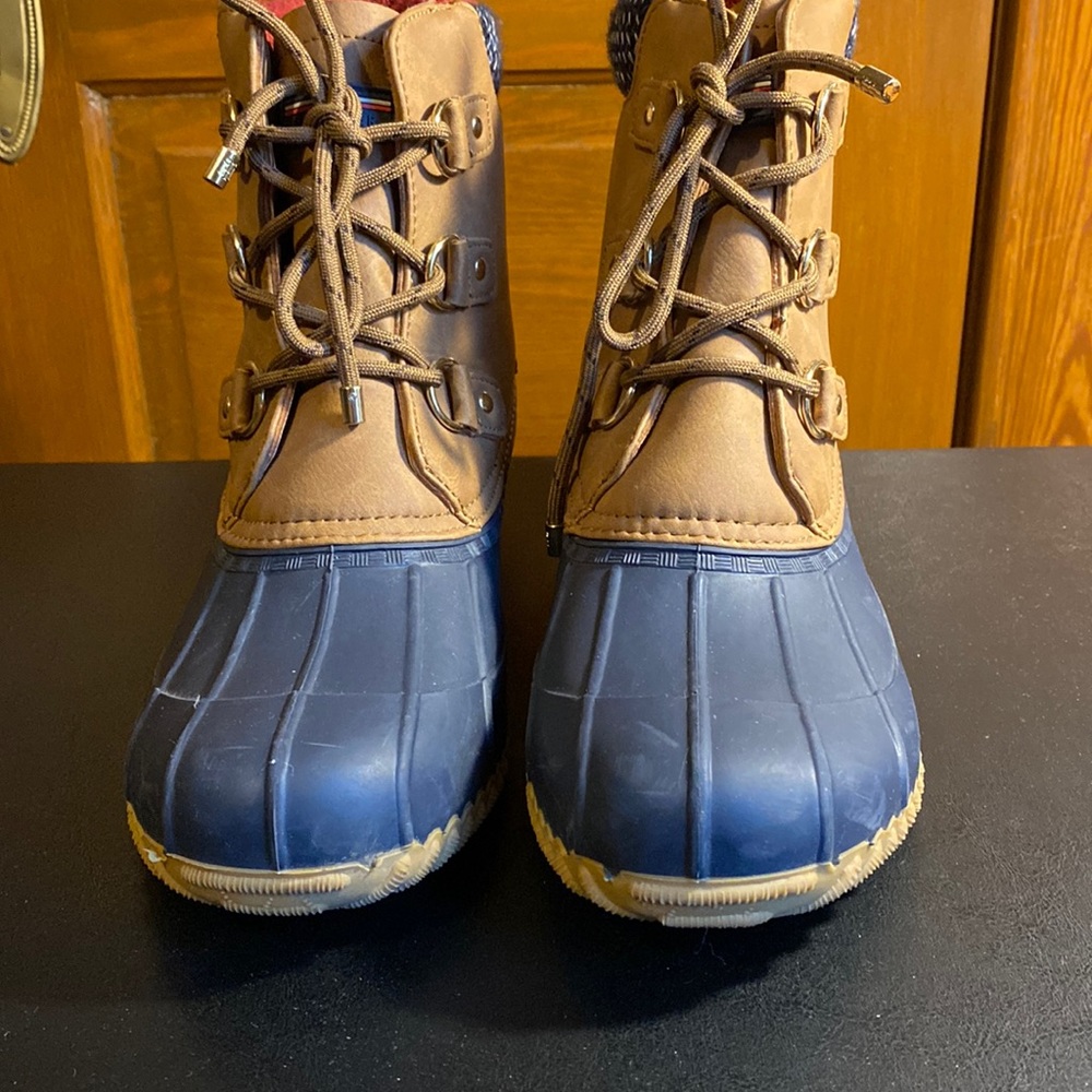 Tommy Hilfiger boots